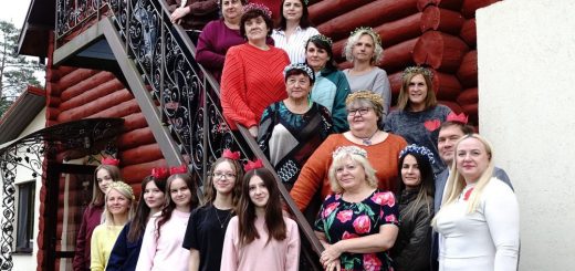 Iniciatīvas Kontakts 3. aktivitāte – radošās darbnīcas “Kroņu veidošana” un “Kroņa gardumi”