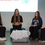 Dzeja svin … Aspazijai 160