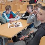 7.a klase piedalās pasākumā “Stiefel raus, bald kommt der Nikolaus”