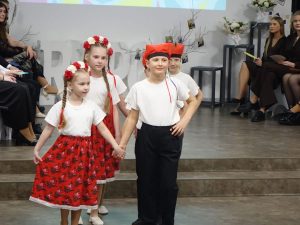Poļu tautu dejas