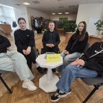 Jauniešu pēcpusdiena bibliotēkā