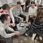 Svinam Latvijas Brīvības svētkus.