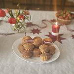 Svinam Latvijas Brīvības svētkus.