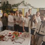 Svinam Latvijas Brīvības svētkus.