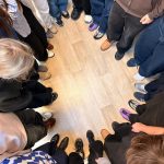 Rēzeknes valsts poļu ģimnāzijas skolēni atbalsta „Dažādo kurpju dienu”