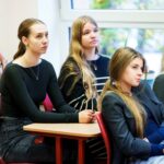 Eiropas Parlamenta Vēstnieku skolu jaunieši atklāj jauno mācību gadu