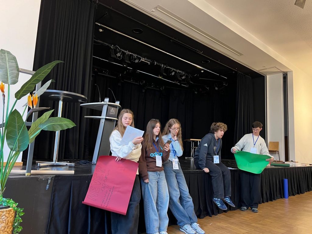 94e8b26a-9cd9-4e43-8aed-8783e237292b