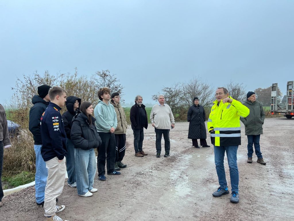 a382232b-ca62-494b-9a04-41d176b302bc