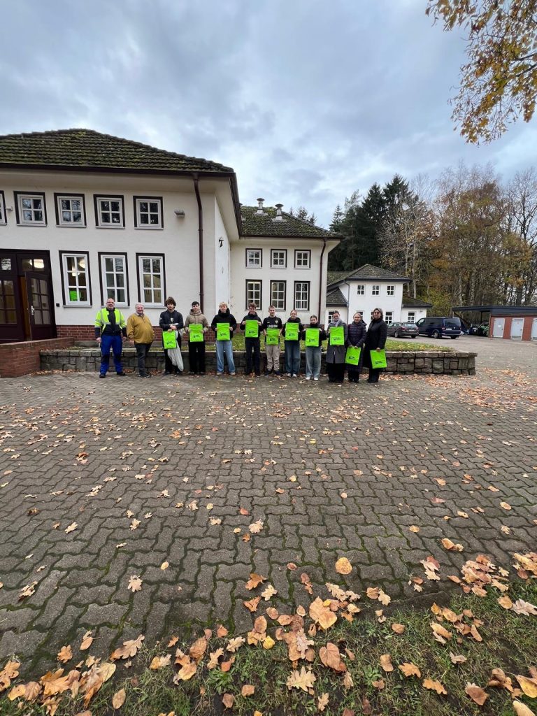 e698434c-0423-4546-82e8-03429505d2e7