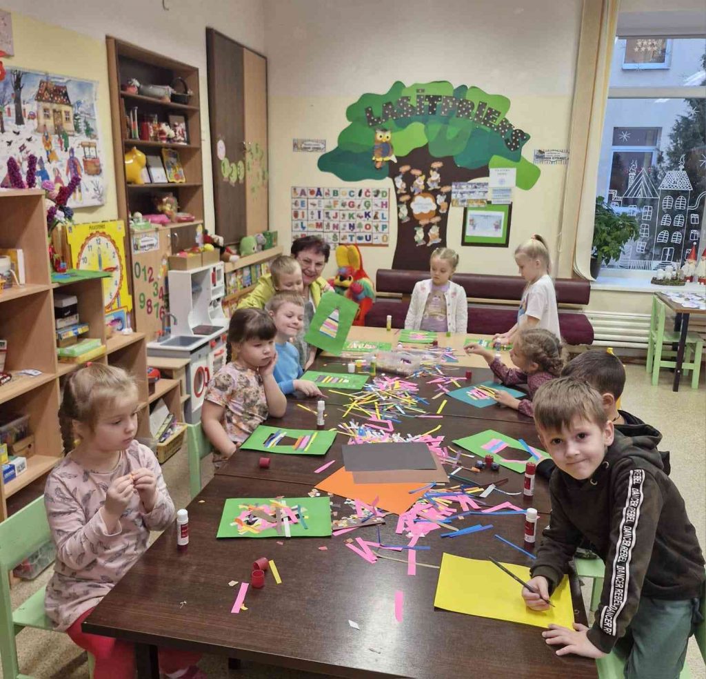 24012953-7163-4dd9-9ee1-6d2479f45ed6