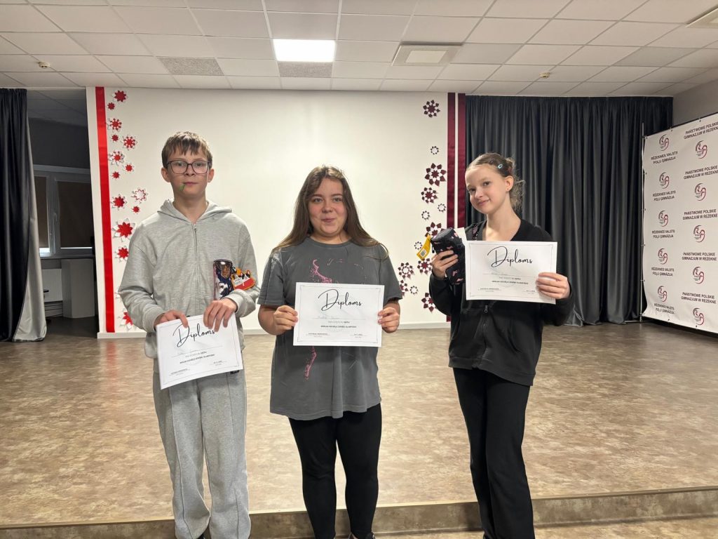 32121b58-dad6-42ca-a549-ae30f63e0063