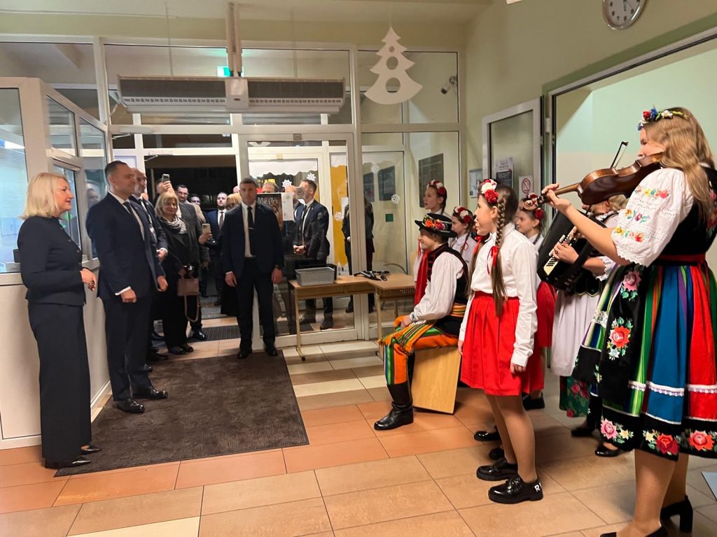 38c1c520-133a-4e89-a741-973f8ad6e9aa