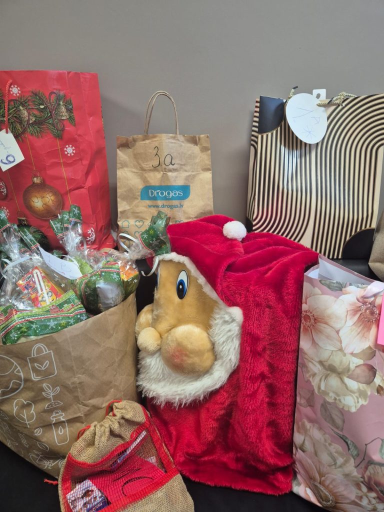 WhatsApp Image 2025-12-08 at 12.21.19 (4)