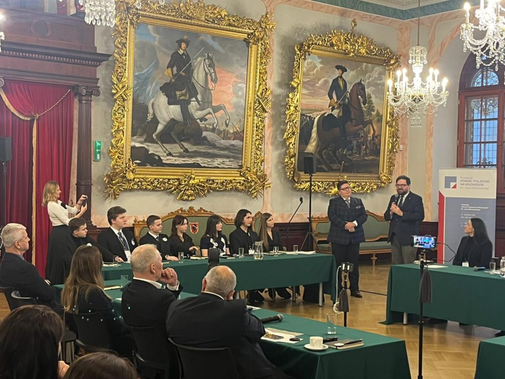 WhatsApp Image 2025-12-15 at 16.11.38 (4)