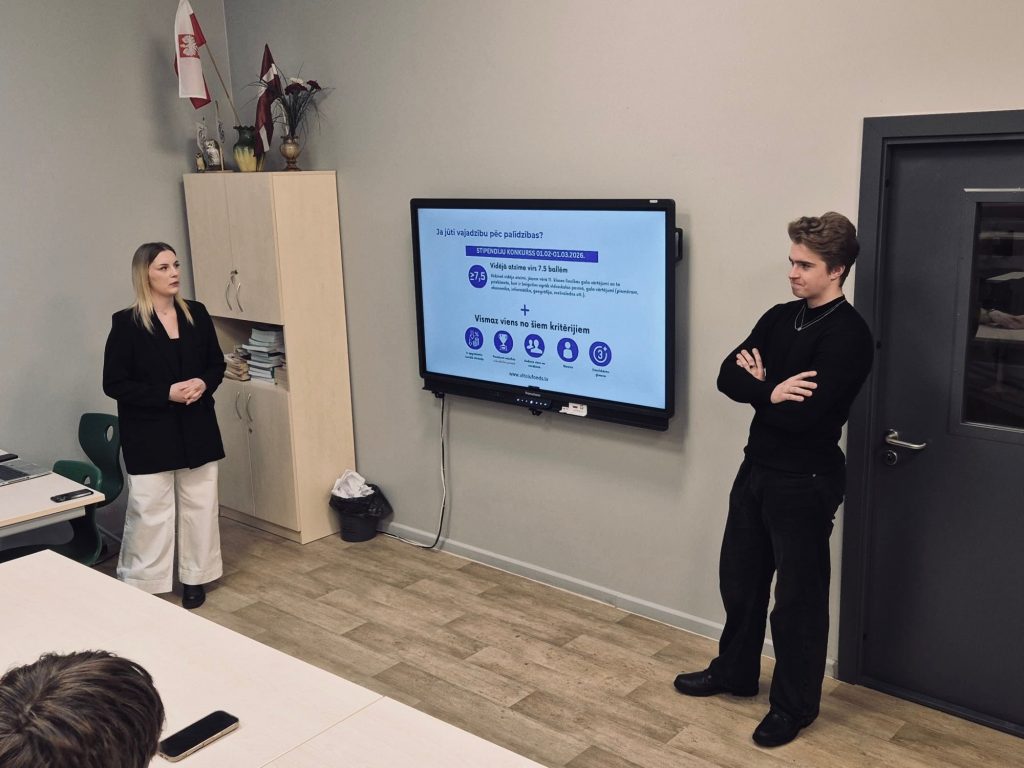 e8642654-d757-45ba-88b4-bb4ab777adcb