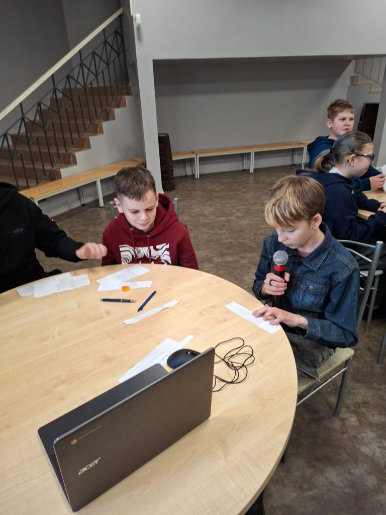 aad64436-fe02-4e33-b034-3799ffd68243