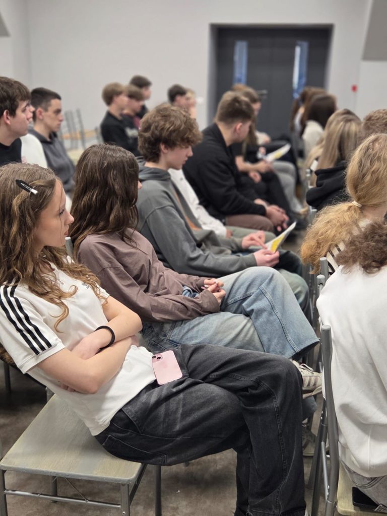 6d7daa4d-4d8e-46d1-ae08-381dbabfe75a