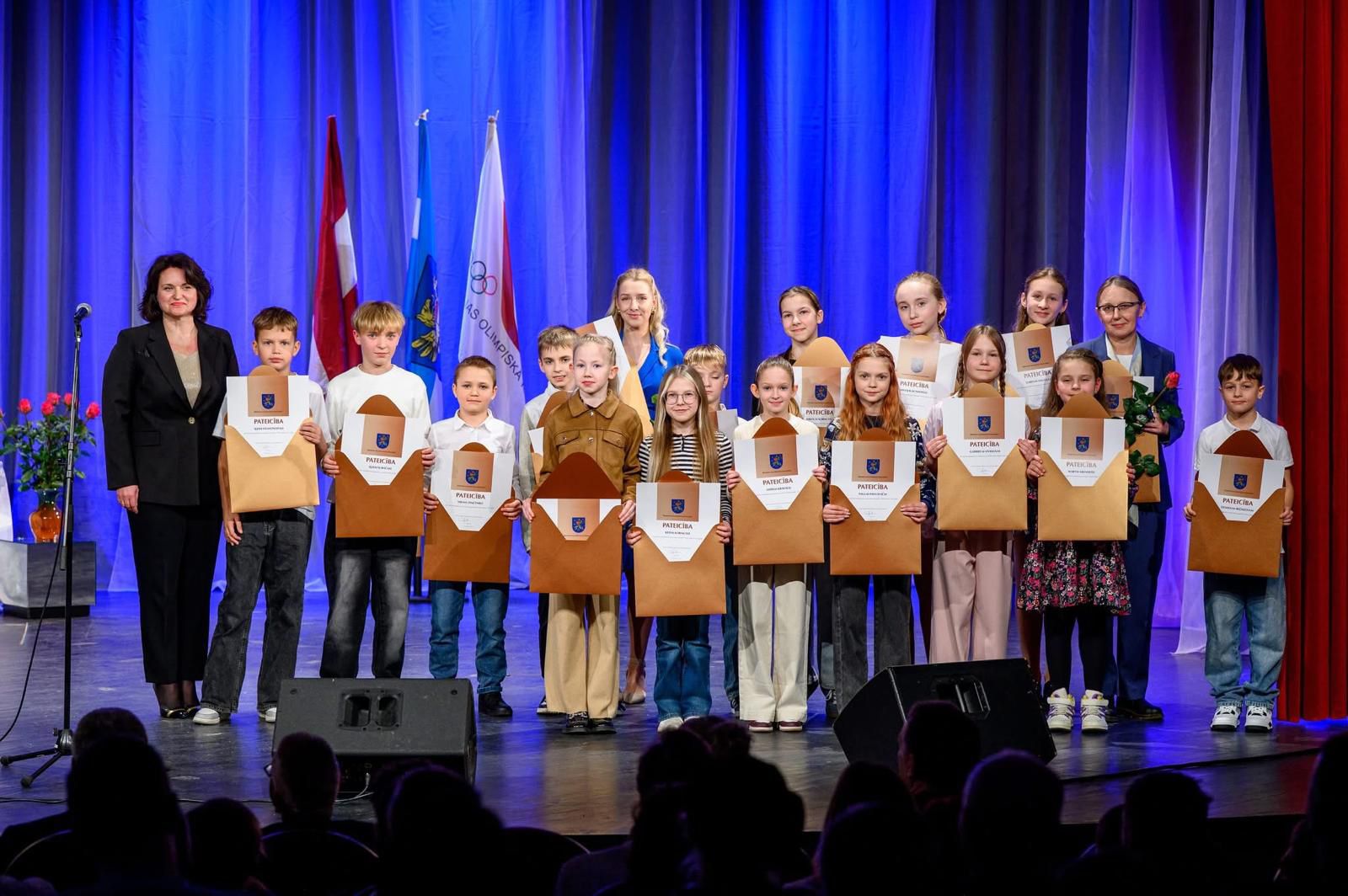 “Izcilnieks sportā 2025”.