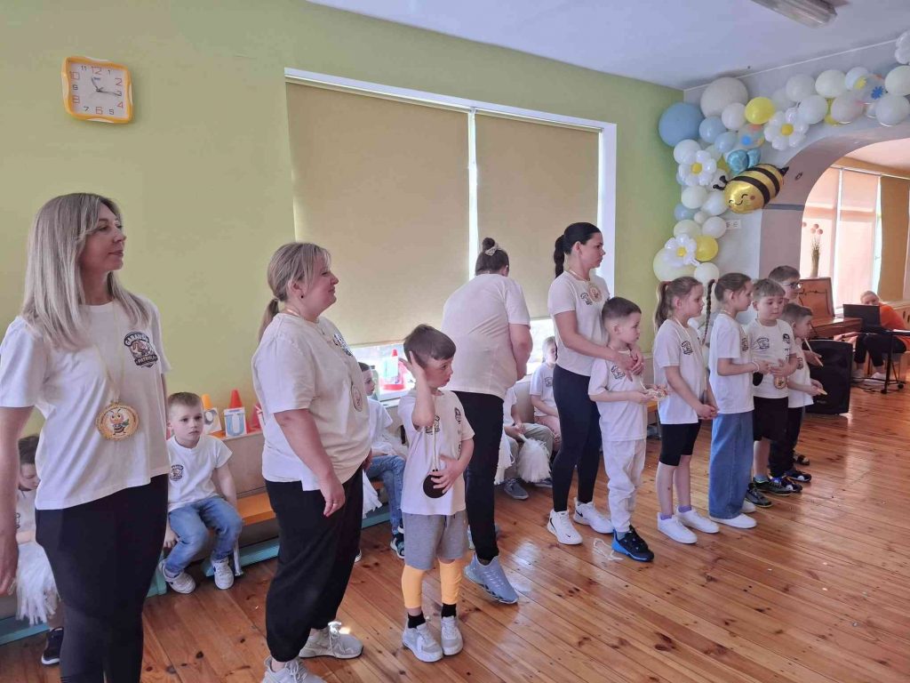 d180e801-0b38-46df-be6f-1e86346c3443