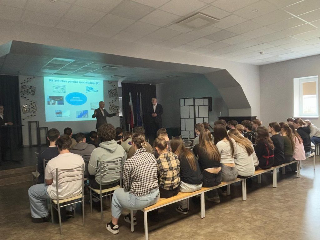 WhatsApp Image 2026-04-01 at 09.54.05 (7)